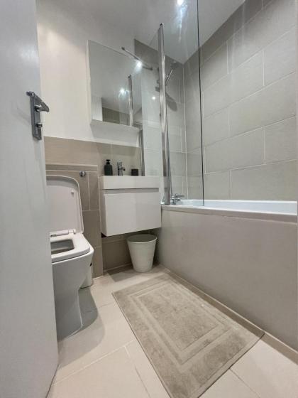 Islington Town House - image 24