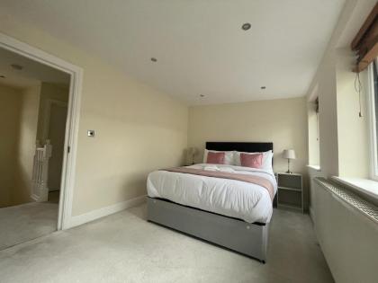 Islington Town House - image 29