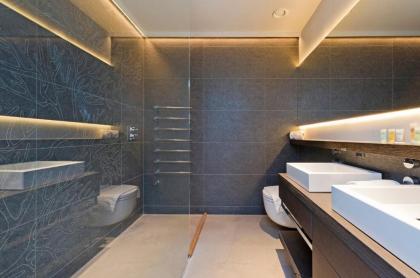 Amazing South Kensington Mews House by UnderTheDoormat - image 24