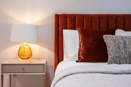 Marble Arch Suite 1-Hosted by Sweetstay - image 23