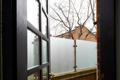 London Paddington Apartments - image 23