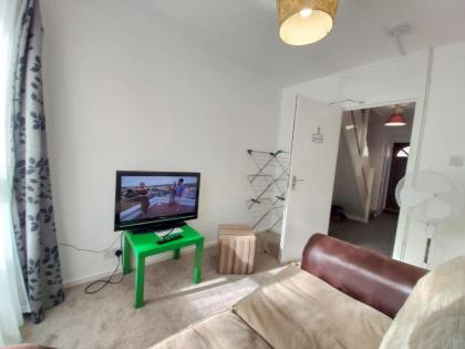 Oldbury house rooms - image 26