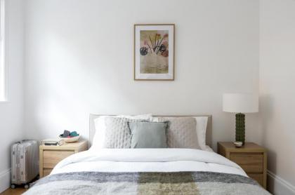 Generously large 1 bedroom apartment in Farringdon - image 10