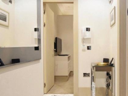 Stunning 1 Bed Luxury Serviced Apt Next To Harrods - image 10