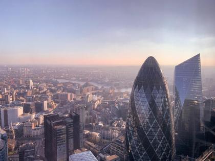 Stunning 1 Bed Luxury Serviced Apt Next To Harrods - image 13