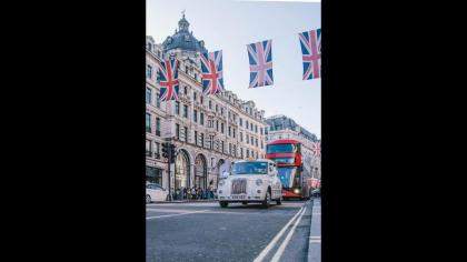 Stunning 1 Bed Luxury Serviced Apt Next To Harrods - image 18