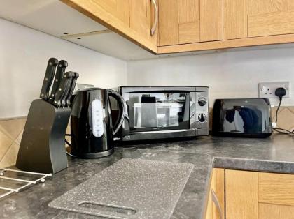 Contractor Leisure Stay in Romford - Free Parking - image 21