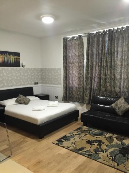 Paddington Apartments - image 4