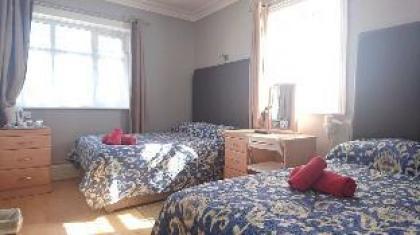 Glendevon House Hotel - image 21