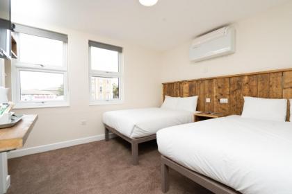 Hotel DC Stratford - image 20
