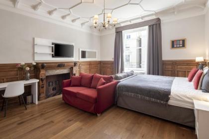 Notting Hill House - image 10