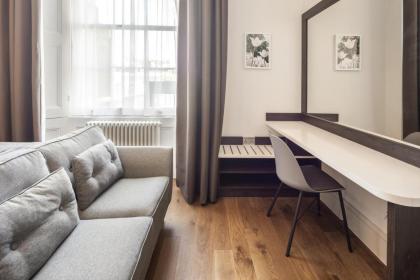 Notting Hill House - image 18