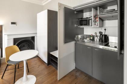 Notting Hill House - image 9