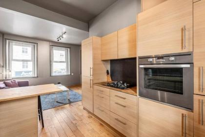 Spacious Home on Chapel Market - image 22