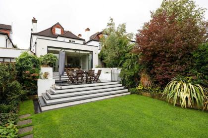 Veeve - Majestic Oasis - image 29