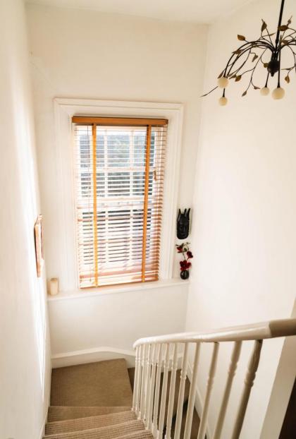 Stylish 2 Bedroom Flat in Camden Town - image 27