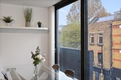 2 bed/2 bathroom apartment in heart of Shoreditch! - image 24