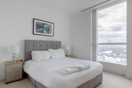 Chic 1BD Flat wViews of the Shard - South Quay! - image 21