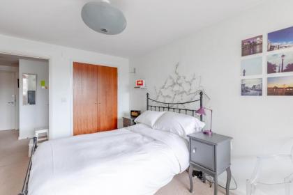 Warm & Inviting 1bedroom Flat with Patio Camden Town! - image 21