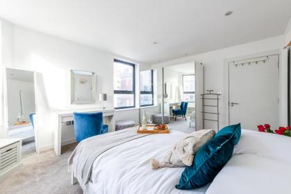 Chic 1 Bed apt in Kings Cross by City Apartments UK Short Lets Services Acommodation - image 21