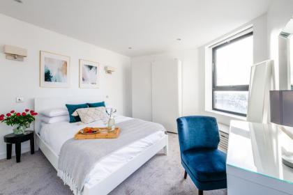 Chic 1 Bed apt in Kings Cross by City Apartments UK Short Lets Services Acommodation - image 23