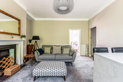 Pass the Keys Luxury Converted Victorian Flat in Leafy Highbury - image 8