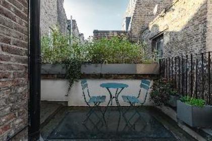 Beautiful 4 Bedroom House near Paddington Station - image 21