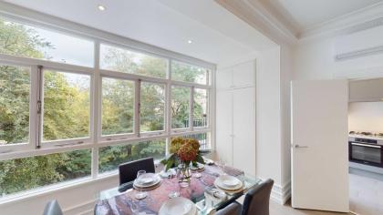 Eighteen Rutland Gate - image 22