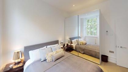 Eighteen Rutland Gate - image 24