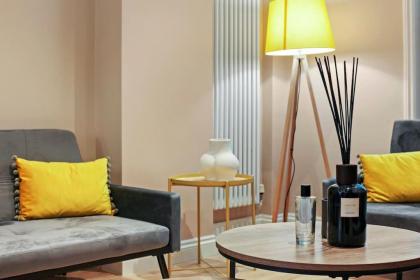Stylish Apartment in Euston and near Camden with Private Roof Terrace