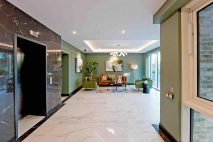 Westwood Brand new AC Luxury 2bed 2 bathrooms spacious family unit - image 22