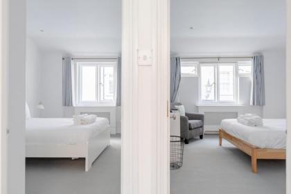 Central & Stylish 2BD Home near Kensington Gardens - image 23