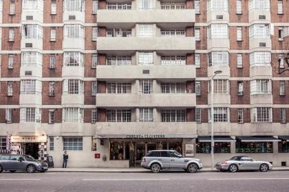 Pass the Keys Panoramic views and luxury beds in Chelsea - image 29