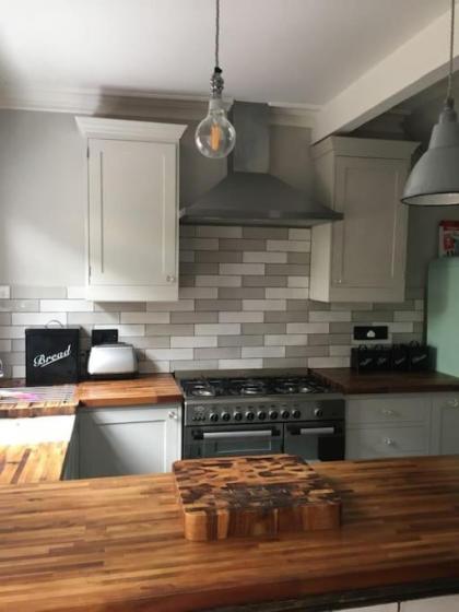 Shepherds Bush Holiday home - image 22
