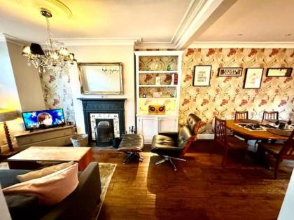Shepherds Bush Holiday home - image 27