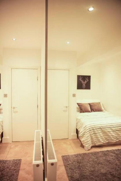 3 bed with amazing garden - image 26