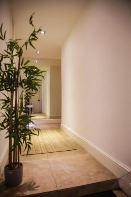 3 bed with amazing garden - image 28