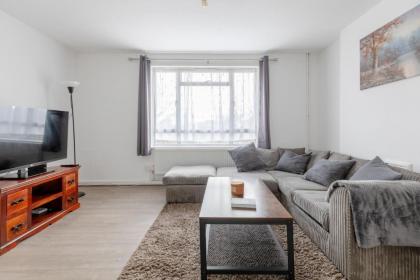 Well Located 2BD Flat - Essex Road Islington!