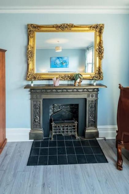 Elegant 3BR Flat Fulham/Chelsea - image 29