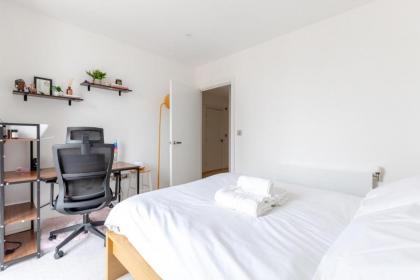 Beautifully Decorated 1BD Flat - Heart of London! - image 25