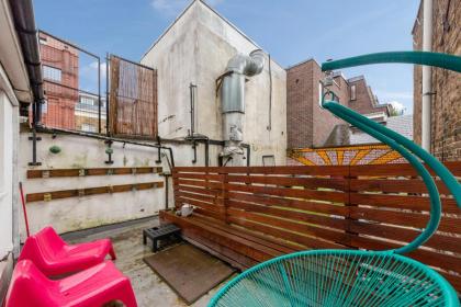 Flat 1 - 2 Bedrooms and Private Terrace - image 24