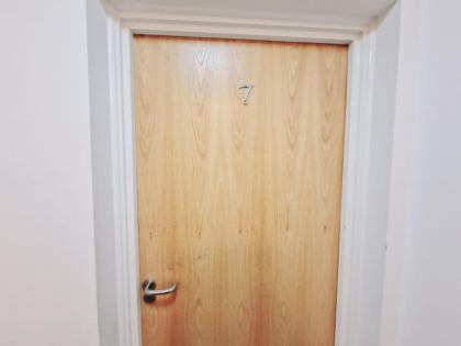 Deluxe 2-Bed Apartment Near Shoreditch - image 25