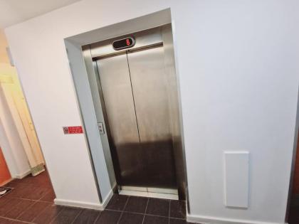 Deluxe 2-Bed Apartment Near Shoreditch - image 27
