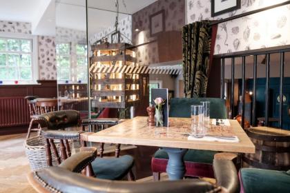 The Pilot Inn - image 5