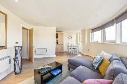 Two bedroom Apartment - Chelsea - image 9