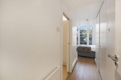 City nest in Kensington - image 24