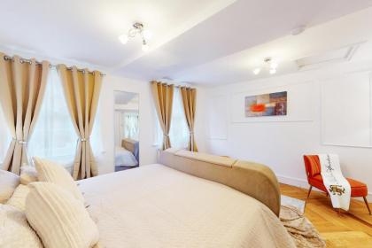 Park Lane Apartments Harrowby street - image 24