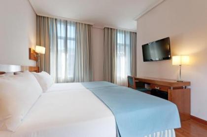 Tryp Madrid Atocha Hotel - image 12