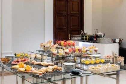 Tryp Madrid Atocha Hotel - image 17