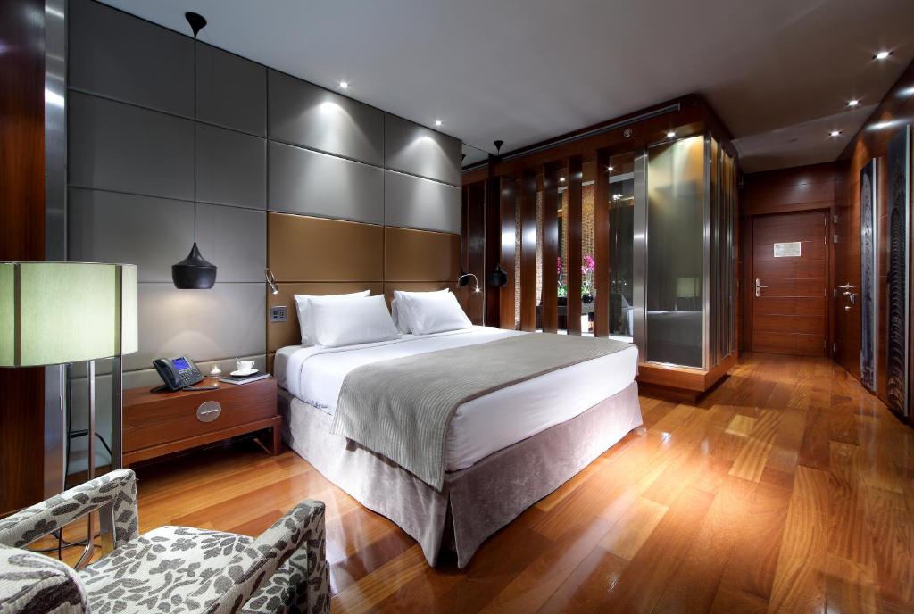 Eurostars Madrid Tower - main image